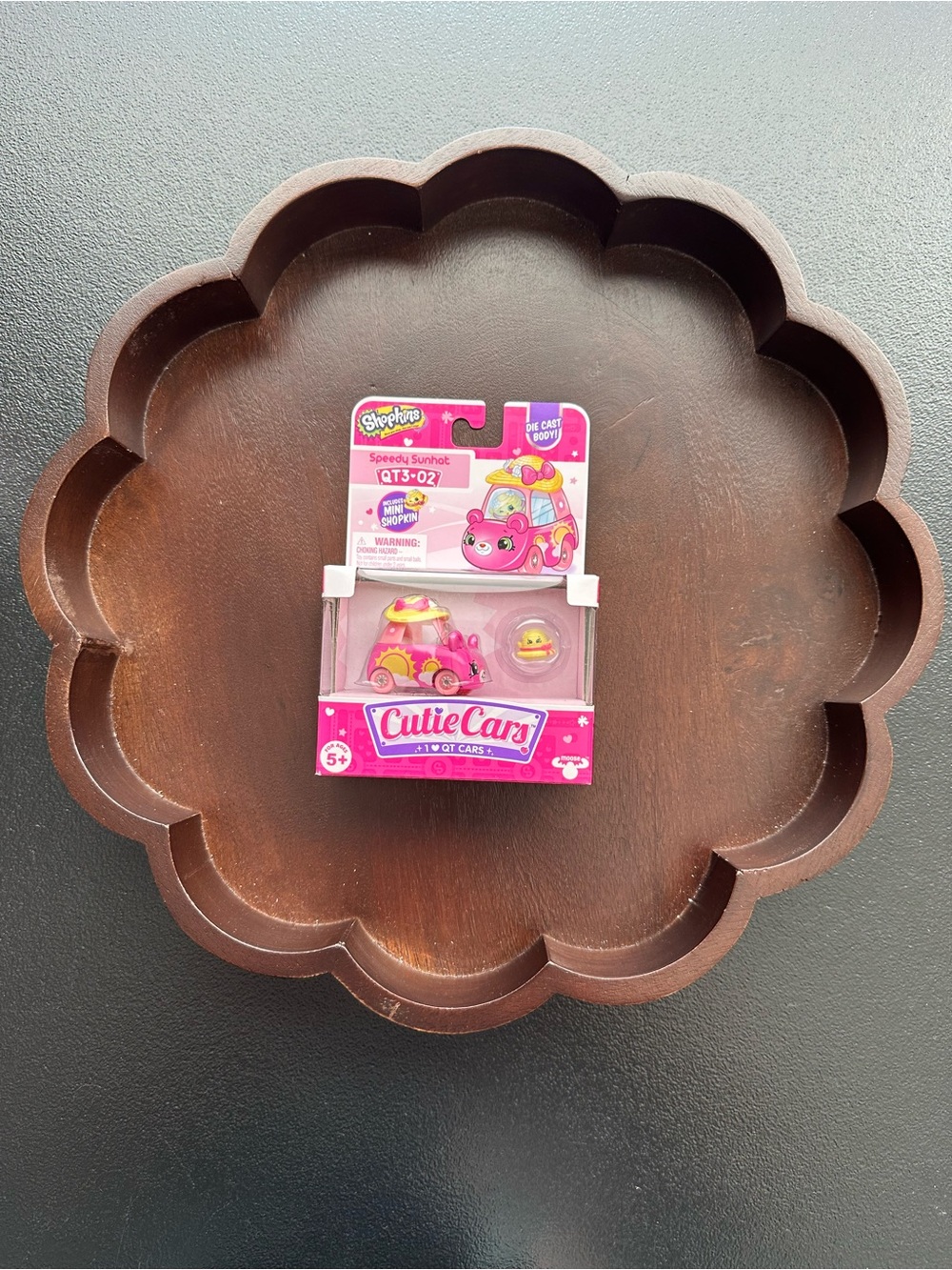 Shopkins Cutie Cars ~ Speedy Sunhat With Mini Shopkin QT3-02
